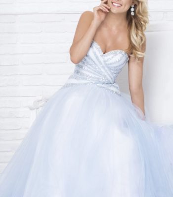 115557 błękitna suknia balowa